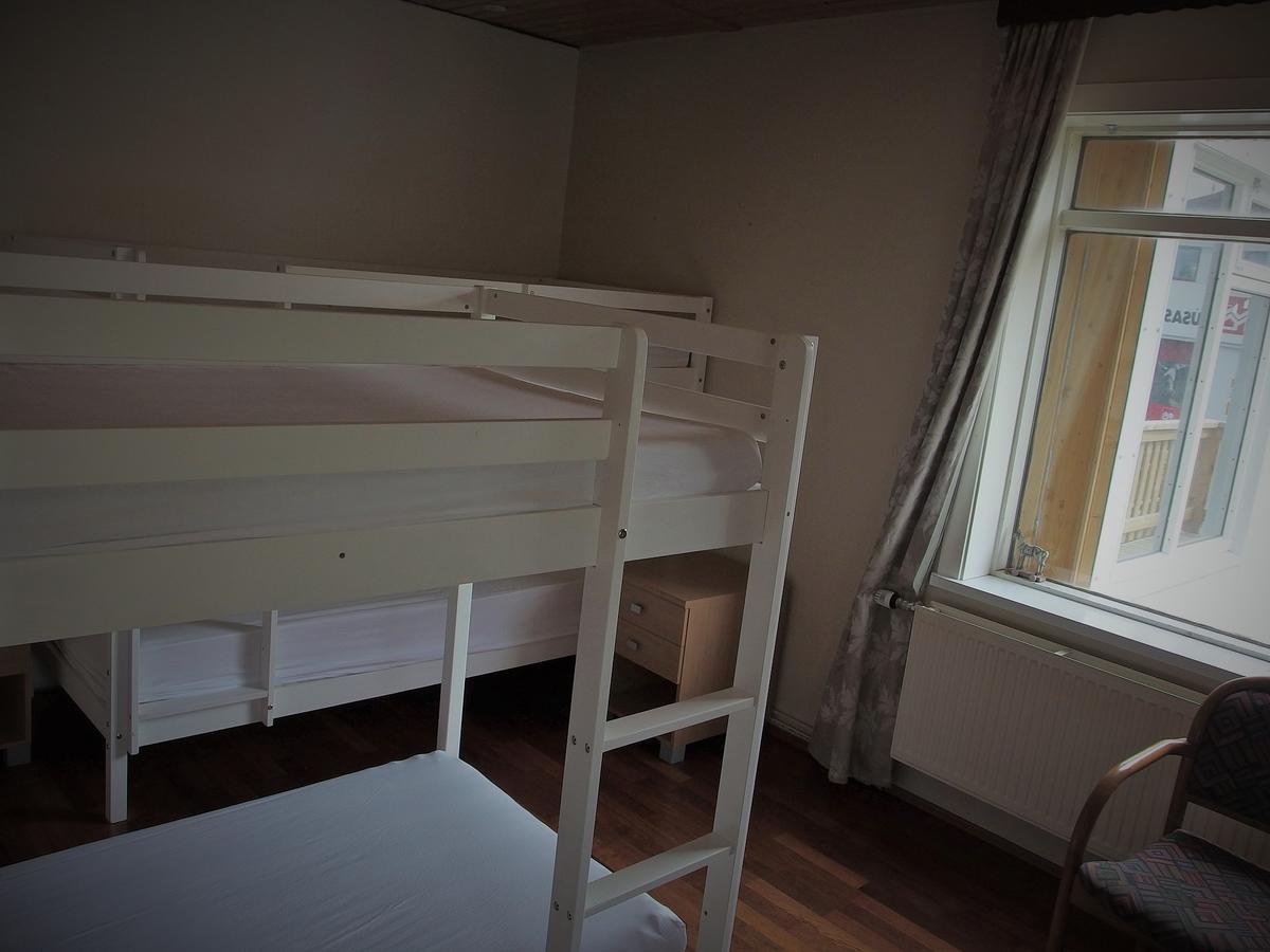Husavik Hostel Екстер'єр фото