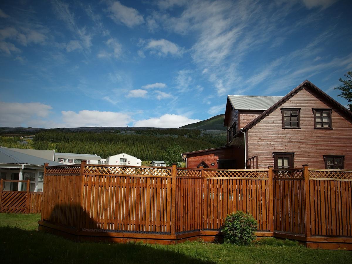 Husavik Hostel Екстер'єр фото
