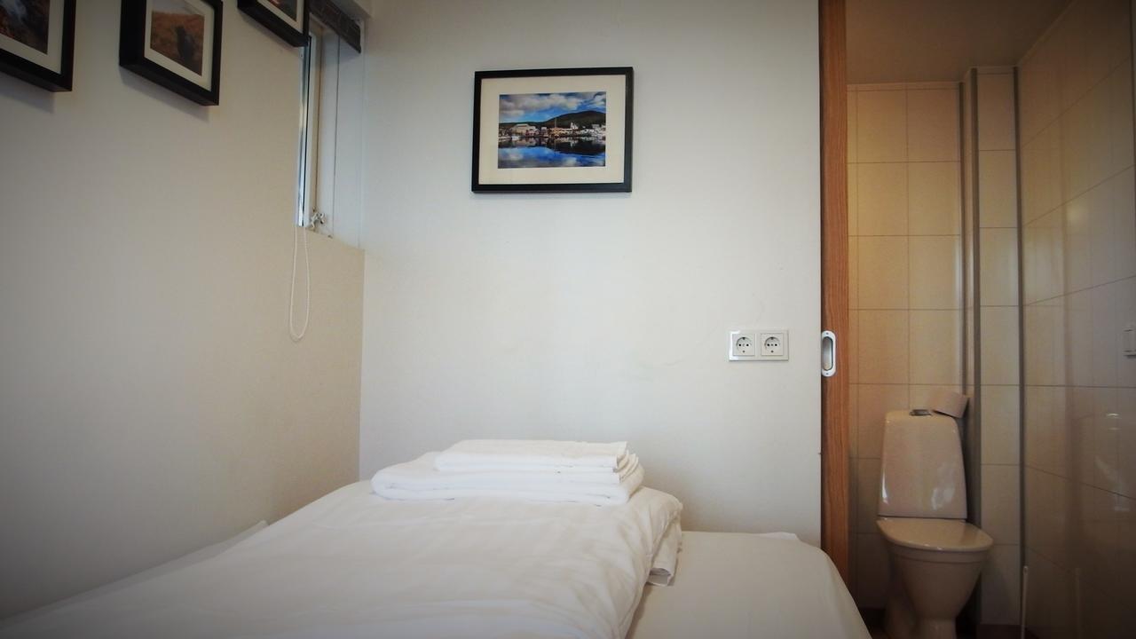Husavik Hostel Екстер'єр фото